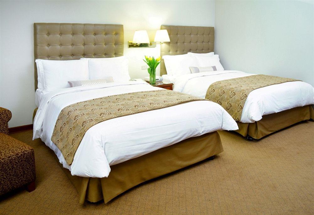 Hotel Sol De Oro &