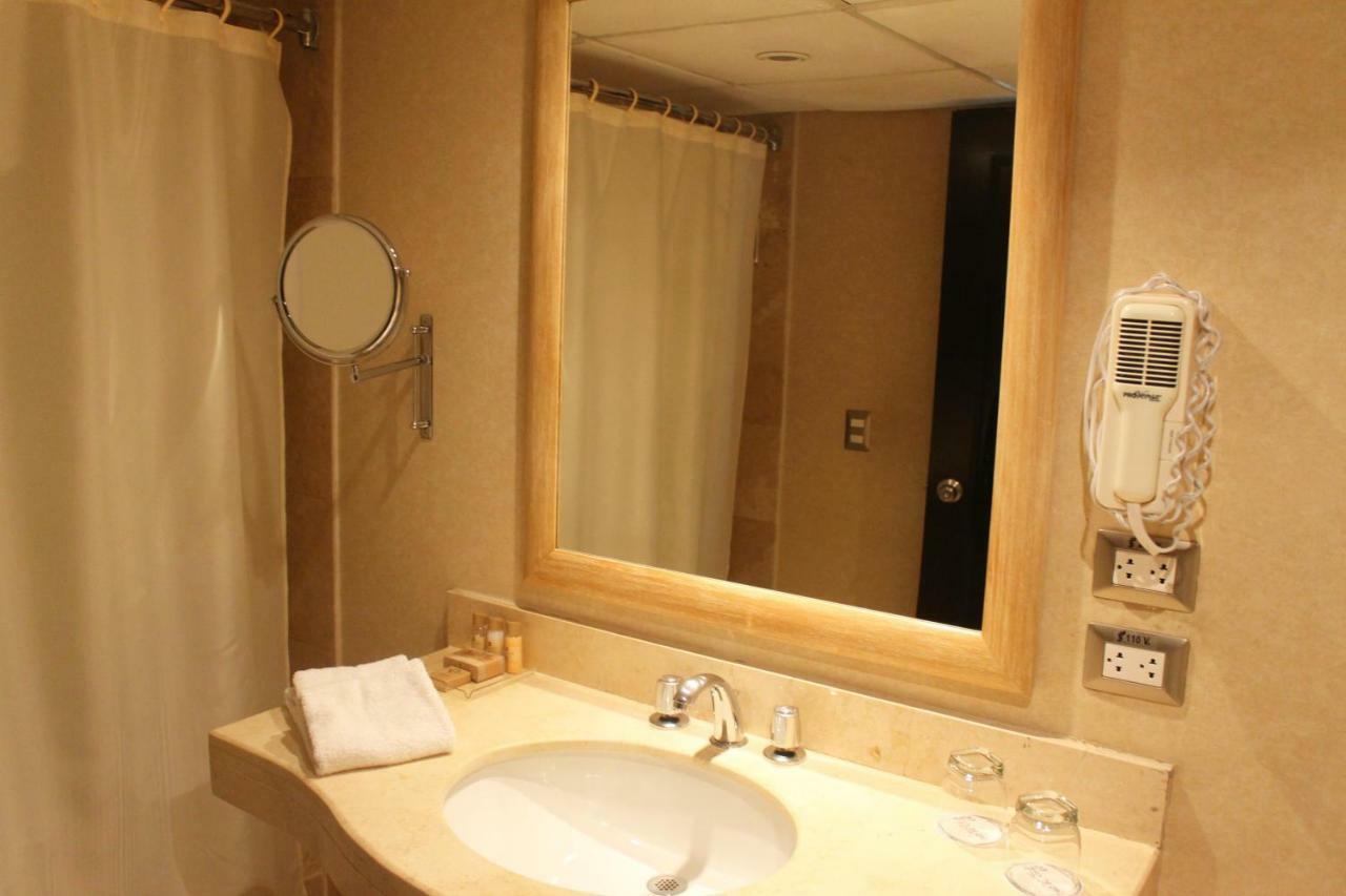 Sol De Oro & Hotel 5*