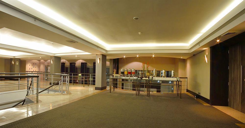 Sol De Oro Hotel&suites 5*