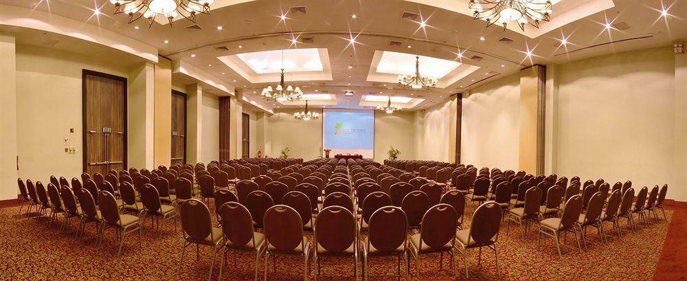 Sol De Oro Hotel&suites Hotel